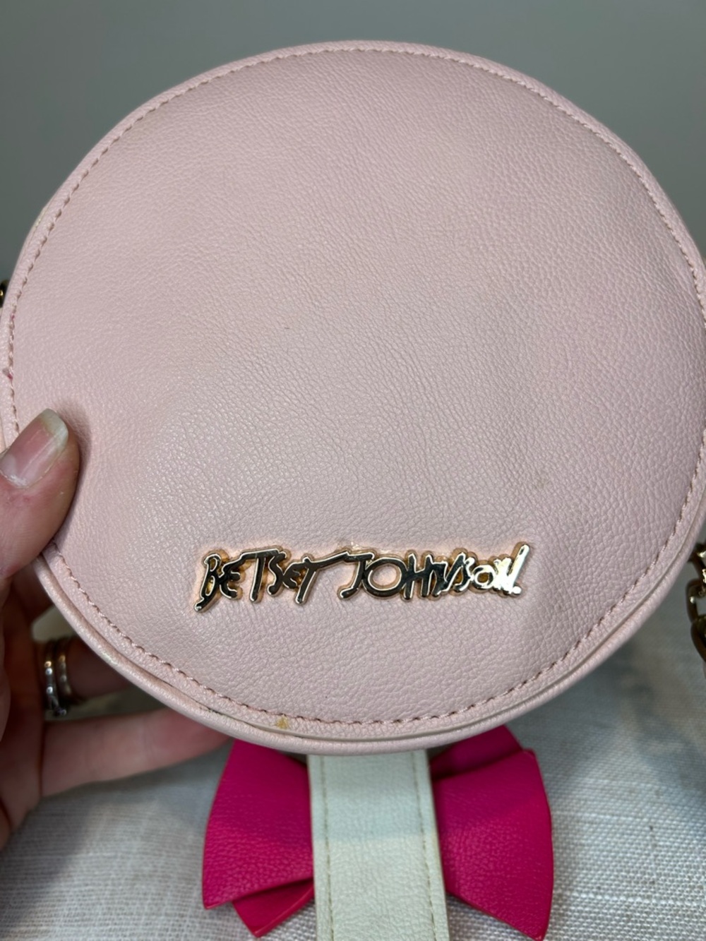 Betsey Johnson Candy Swirl Round Crossbody Bag in Pink & Multi-Color - Picture 3 of 11